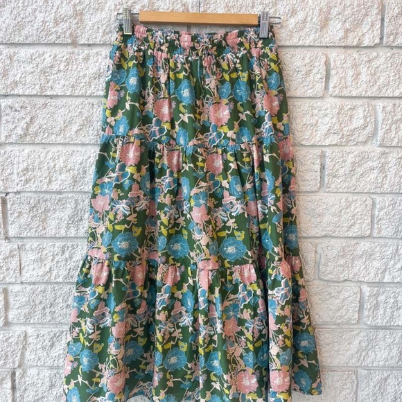 Trovata Makena B Skirt & Clover Shirt (SET) in Spring Tendril - Size L - Picture 3 of 4